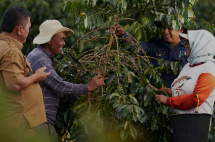 ESG - Social - Farmer Engagement -  Sustainability Report 2022